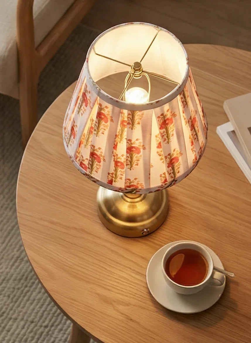 Goldene LED Tischlampen (AKKU und STROM) - TOLLzWOOD