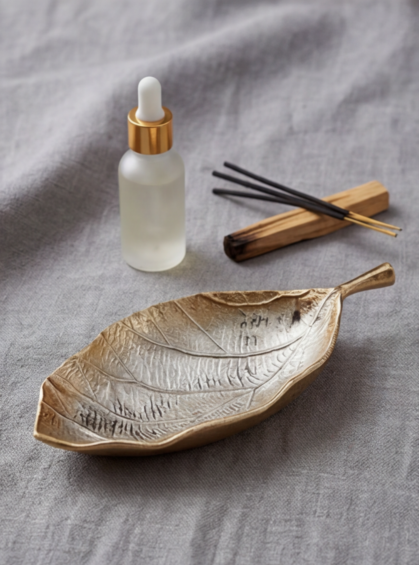 Decorative bowl “Leaf”
