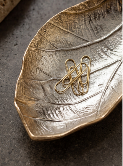 Decorative bowl “Leaf”