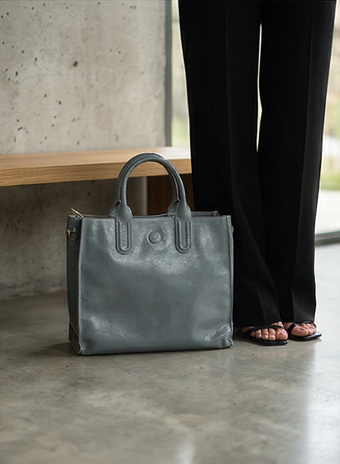 Leather handbag "Pfingstrose"