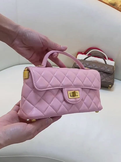 Leather handbag "Kamille"