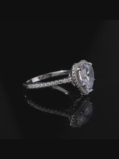 Ring made of 925 sterling silver with green cubic zirconia 