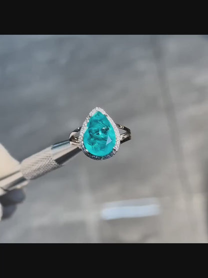 Ring made of 925 sterling silver with blue cubic zirconia, teardrop shape