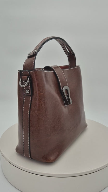Leather handbag "Flora"