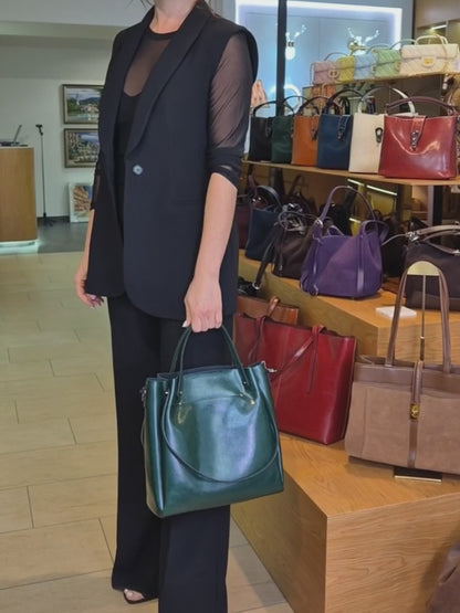 Leather handbag "Aster"