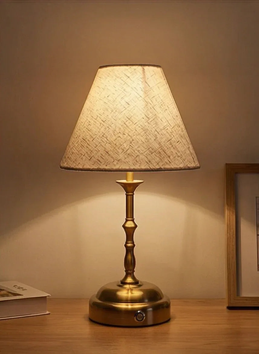 Goldene LED Tischlampen (AKKU und STROM) - TOLLzWOOD