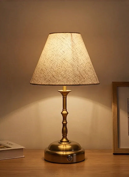 Goldene LED Tischlampen (AKKU und STROM) - TOLLzWOOD